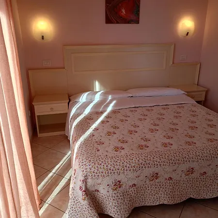 Il Casale Ξενοδοχείο με διαμερίσματα Martinsicuro